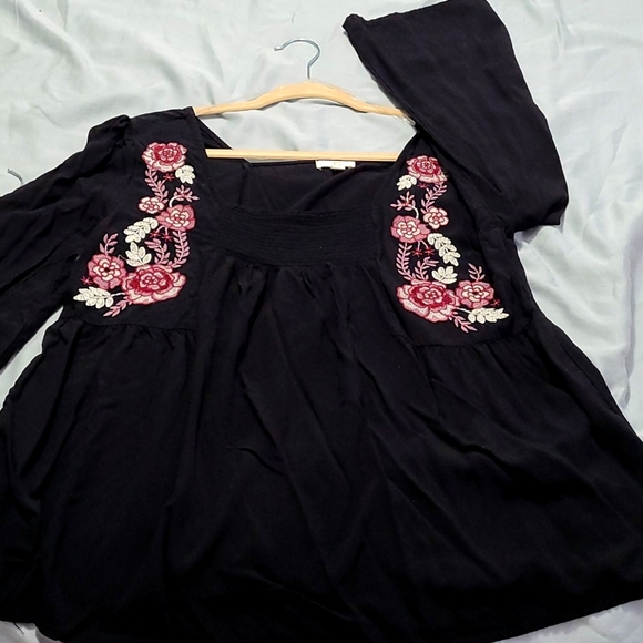 Charming Charlie Tops - Black long sleeve embroidered